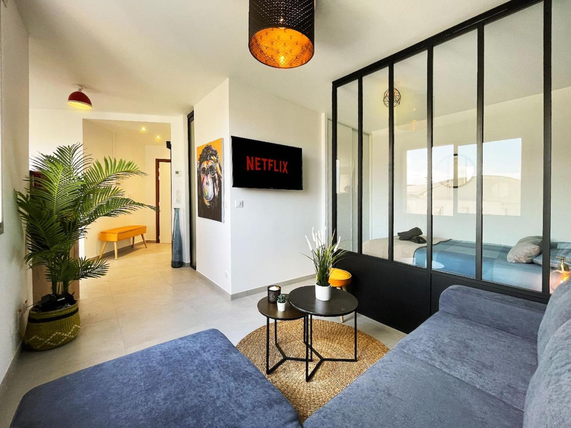 Homey Superchill - Appartement Moderne Et Tout Equipe - Netflix Et Wifi Inclus - Situe En Hyper-Centre - Proche Geneve Аннемас Экстерьер фото